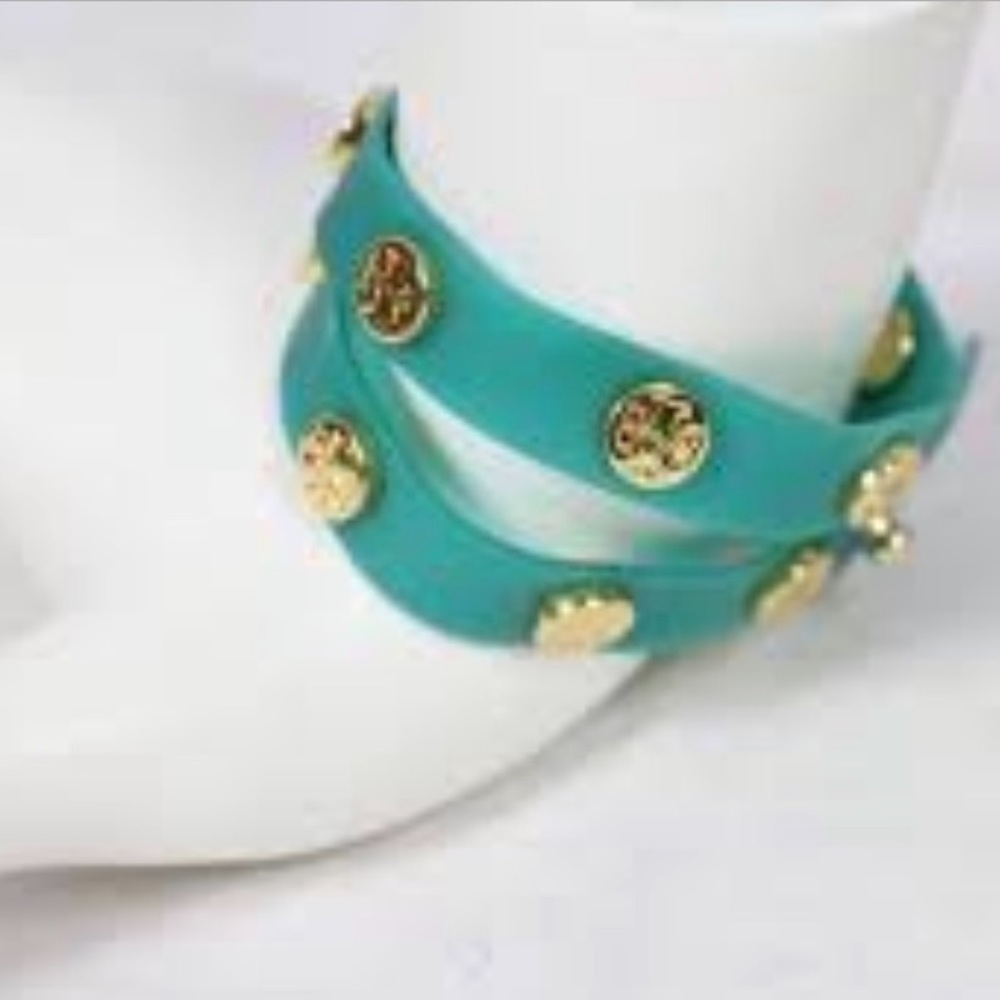 Tory Burch Logo Studded Jelly Wrap
Turquoise Bracelet